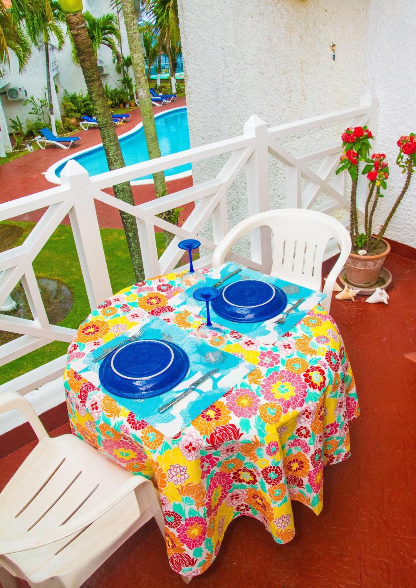 Chrisanns Paradise Suite By The Ocean - Apt#9 Ocho Ríos Extérieur photo