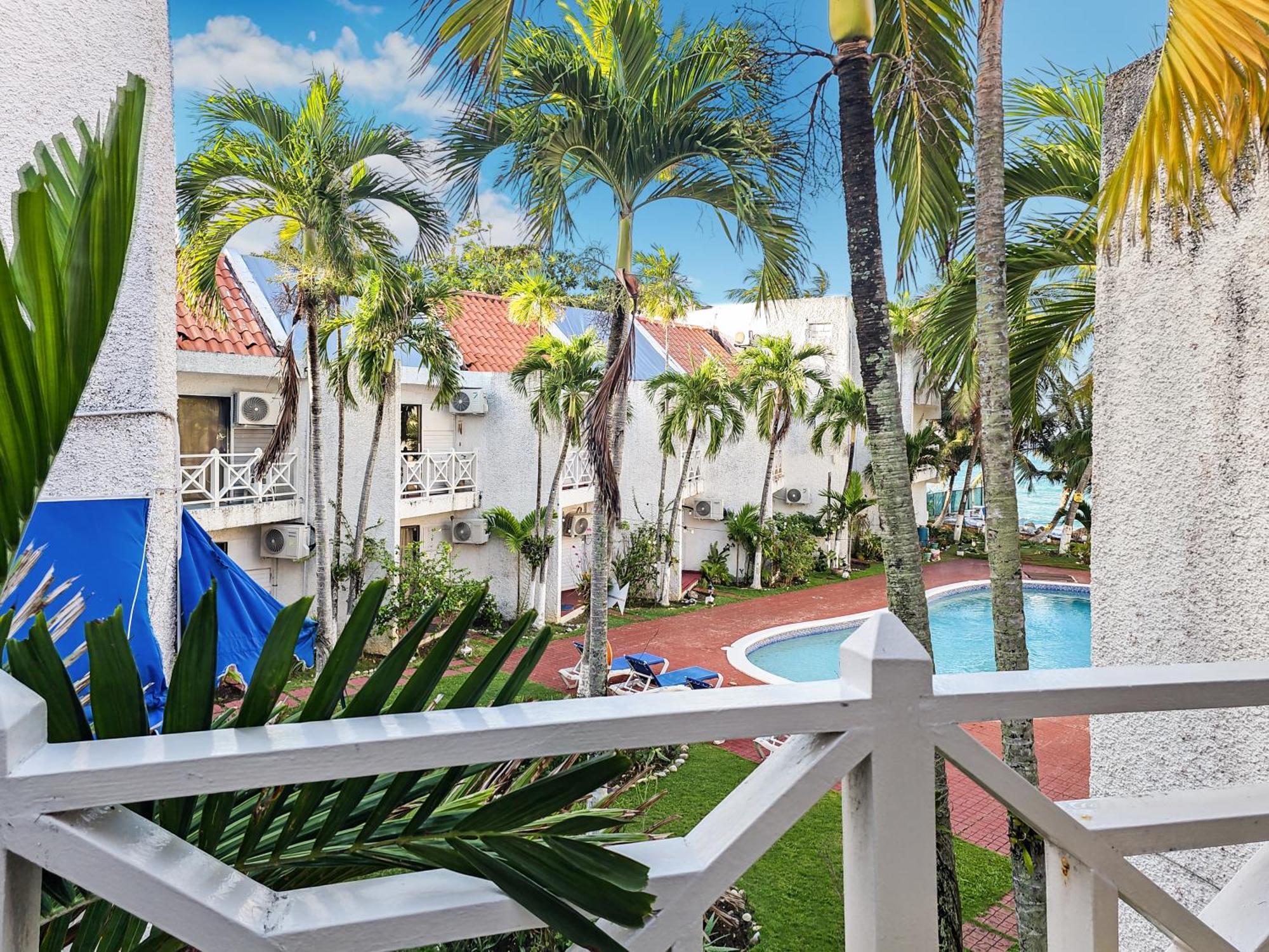 Chrisanns Paradise Suite By The Ocean - Apt#9 Ocho Ríos Extérieur photo