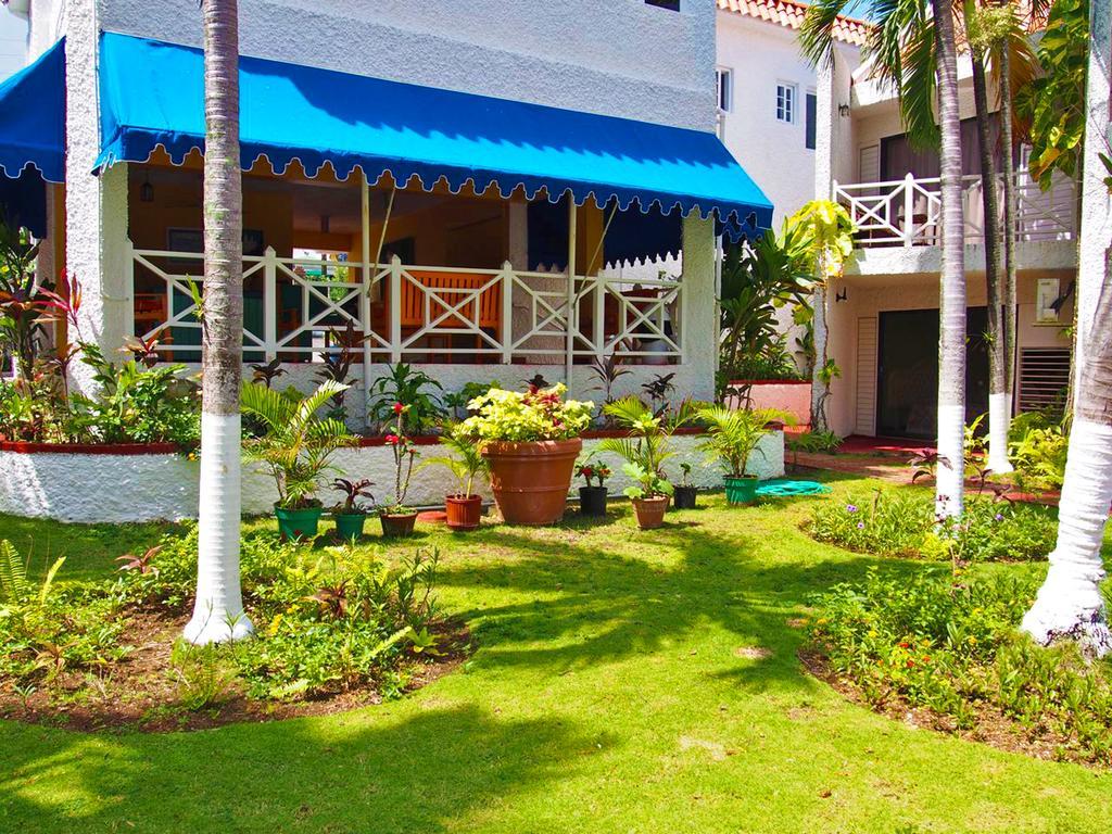 Chrisanns Paradise Suite By The Ocean - Apt#9 Ocho Ríos Extérieur photo
