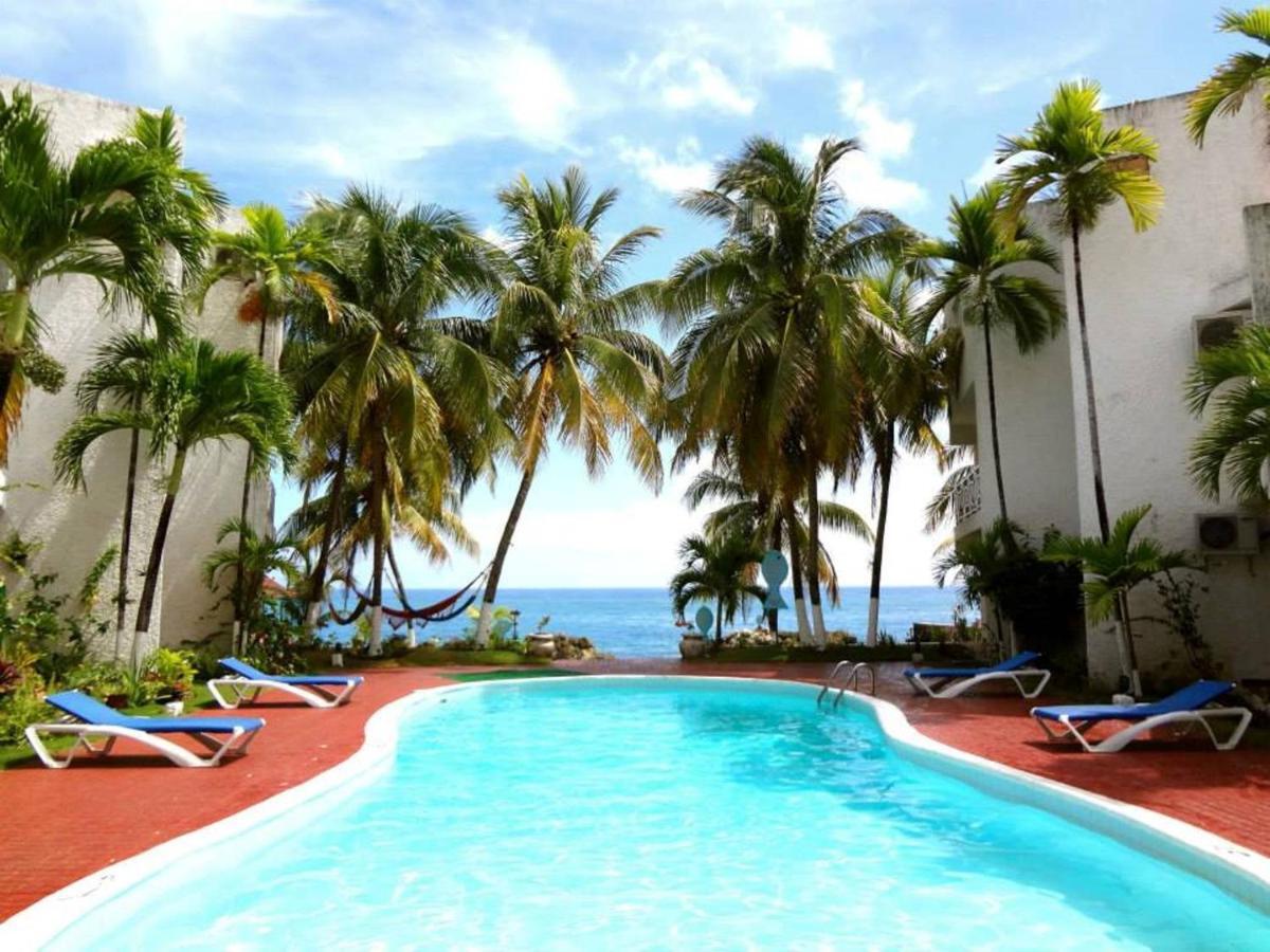 Chrisanns Paradise Suite By The Ocean - Apt#9 Ocho Ríos Extérieur photo